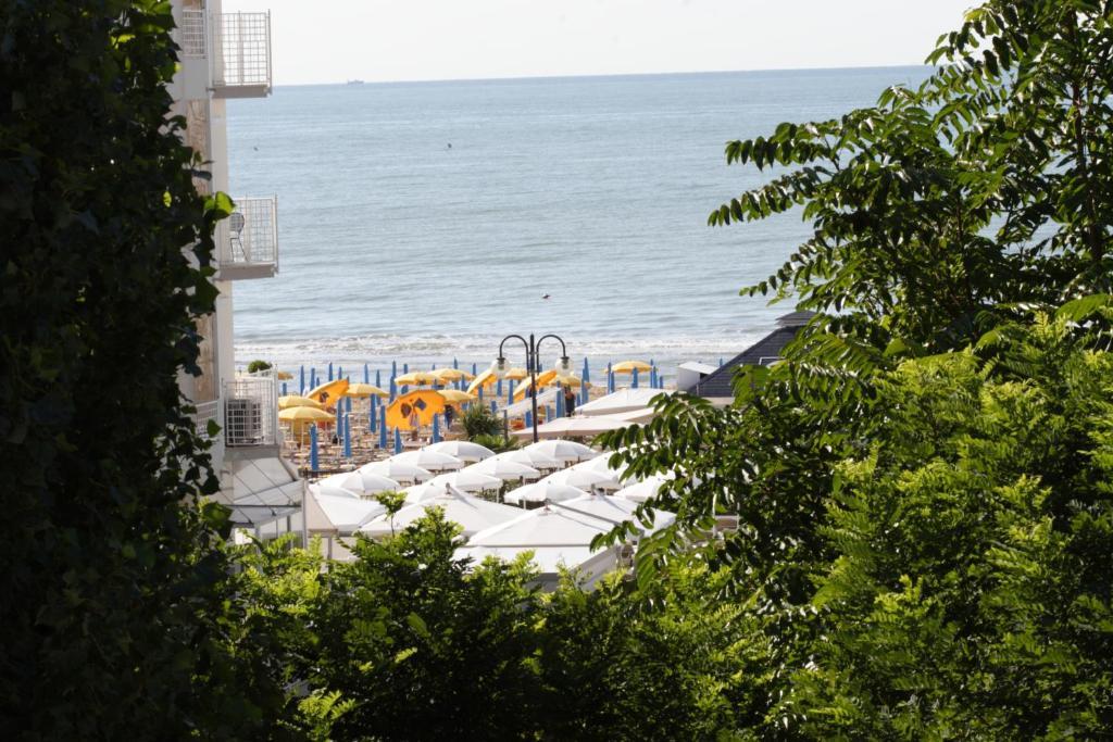 Hotel Venezia E La Villetta Lido di Jesolo Ngoại thất bức ảnh