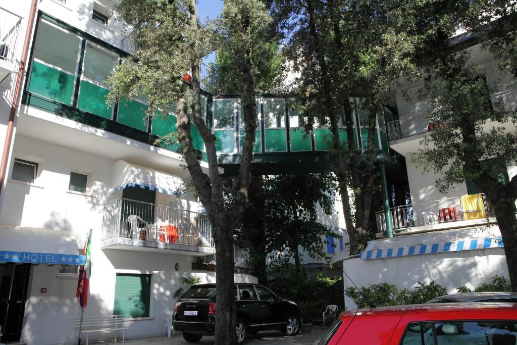 Hotel Venezia E La Villetta Lido di Jesolo Ngoại thất bức ảnh