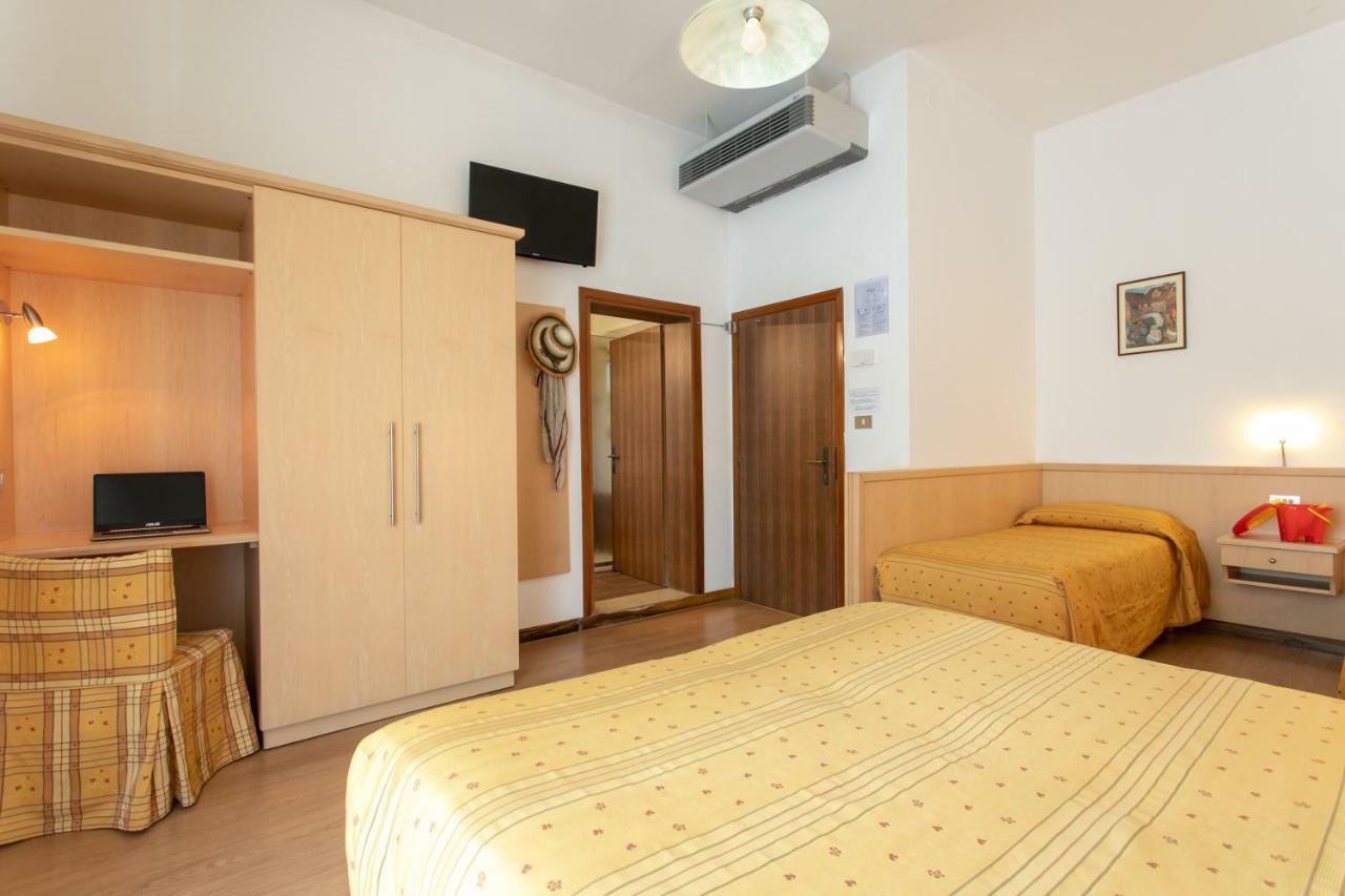 Hotel Venezia E La Villetta Lido di Jesolo Ngoại thất bức ảnh